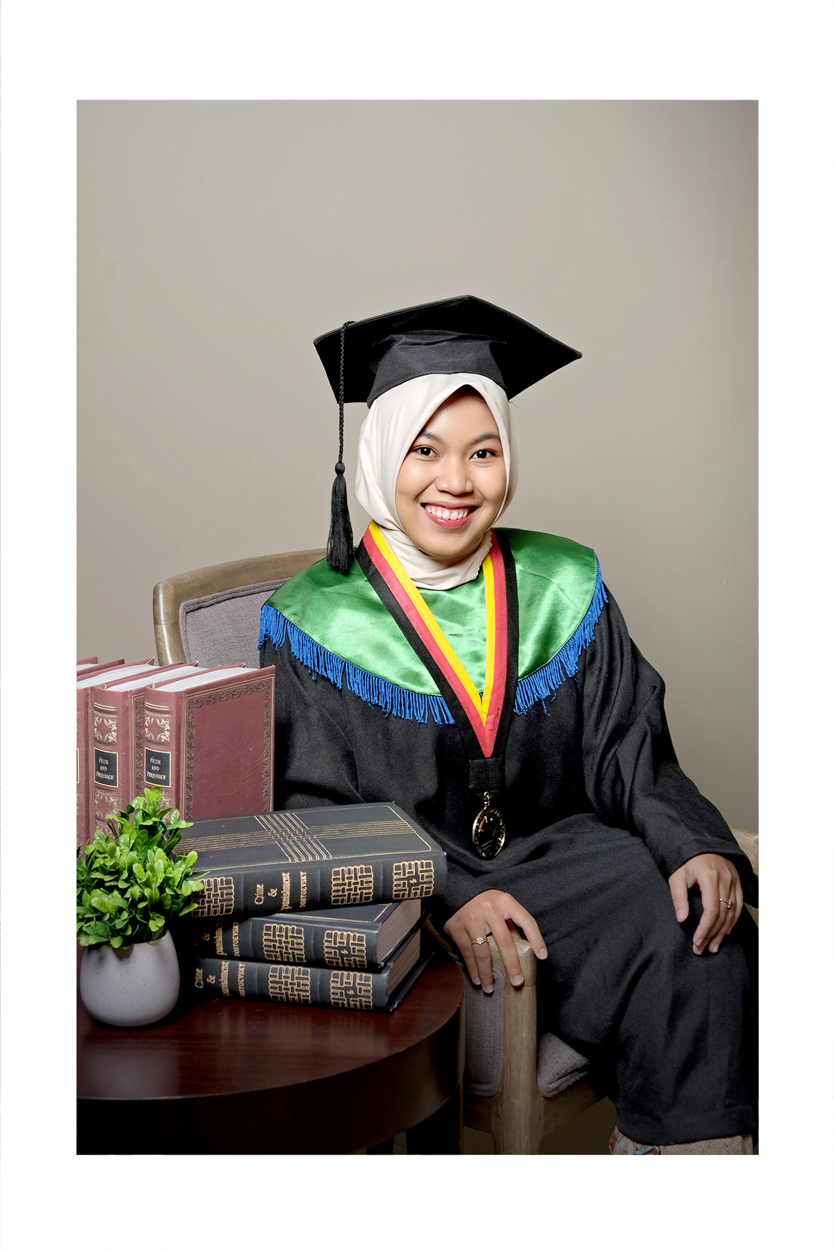 Falikha Fajriati Nurrokhmah R, S.Pd.